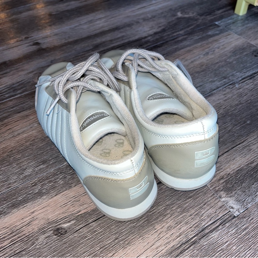 Brunswick Neutral Bowling Shoes - Picture 5 of 5